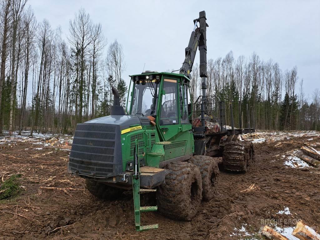 John Deere 1210 G Forwarderji