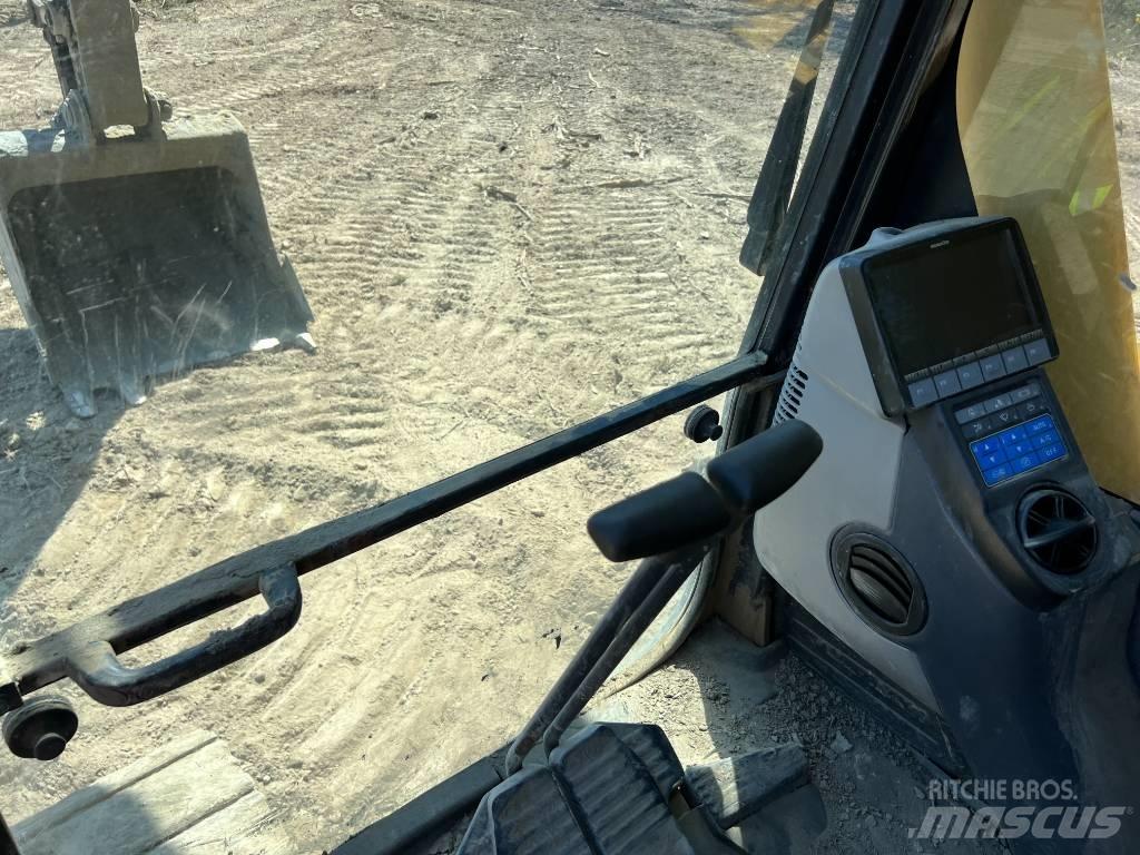 Komatsu PC240LC-10 Bagri goseničarji