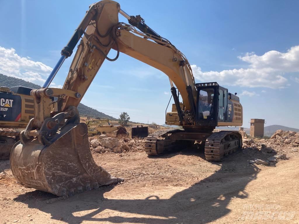CAT 352 F Bagri goseničarji