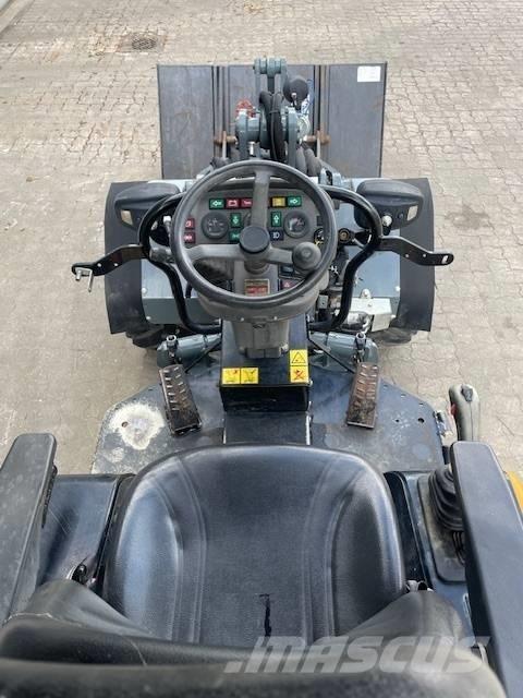 GiANT V452T X-TRA HD Mini nakladalci