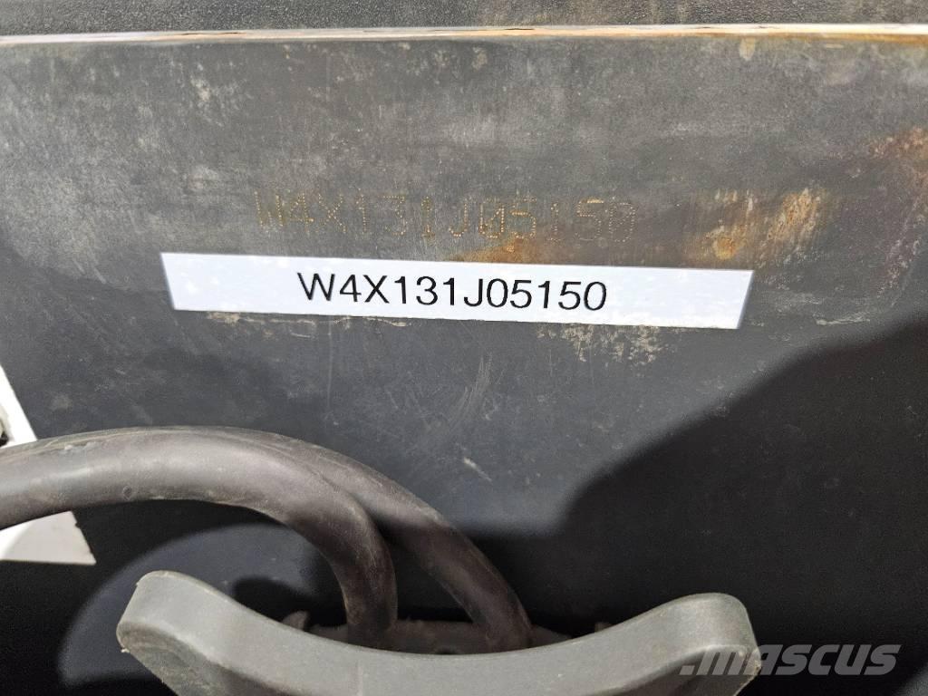 Linde T20SP Električni nizko dvižni viličar s stojiščem