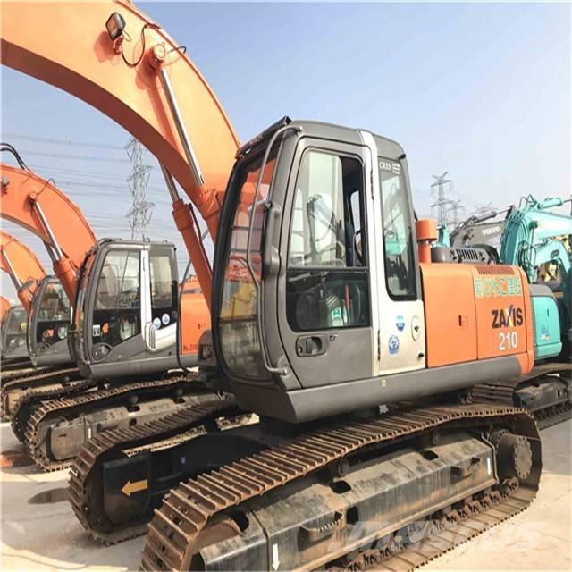 Hitachi zx210 Bagri goseničarji