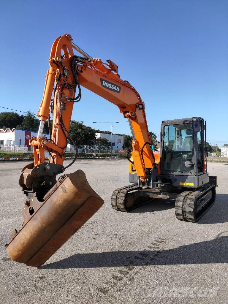 Doosan DX85R-3 Mini bagri <7t