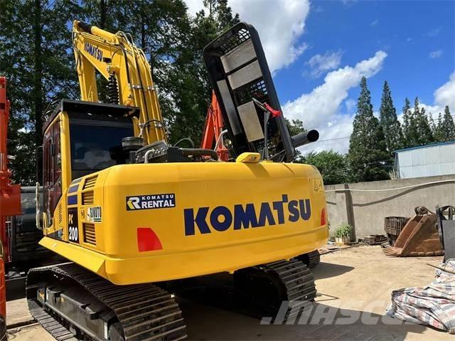 Komatsu PC 200-8 Bagri goseničarji
