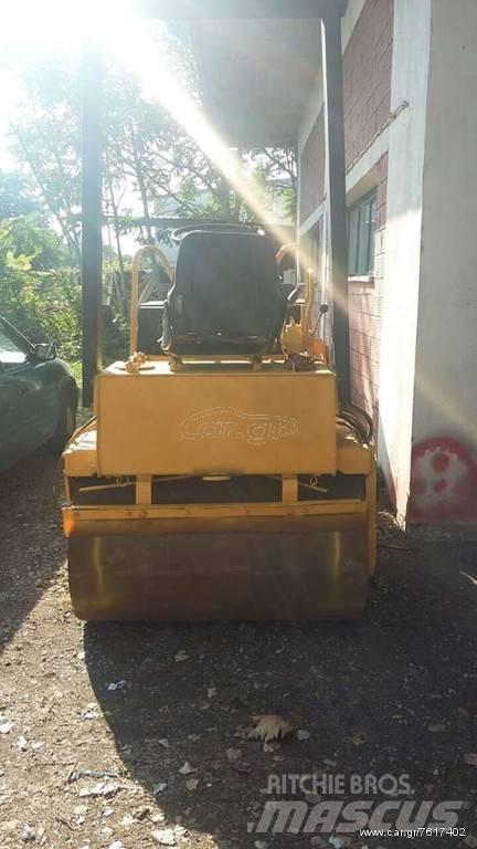 Bomag 120 Dvojni valjarji