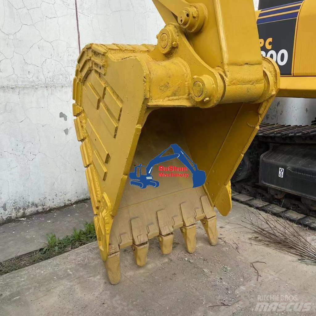 CAT 323D Bagri goseničarji