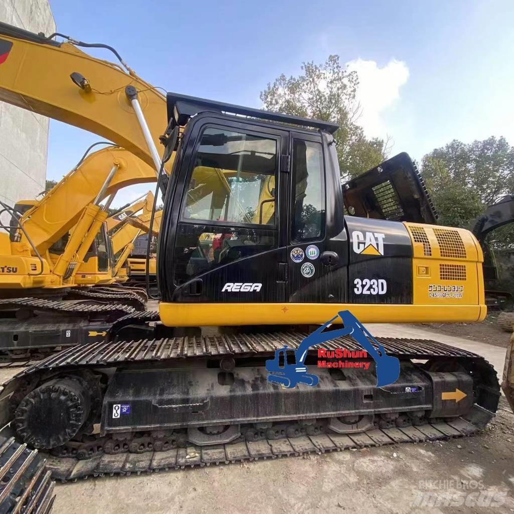 CAT 323D Bagri goseničarji