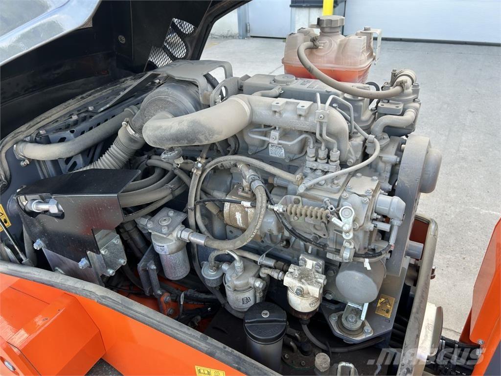 Hamm HD12VV (9036) Kompaktorji tal