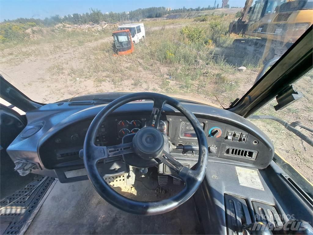 CAT 730 Tovornjaki-šasije