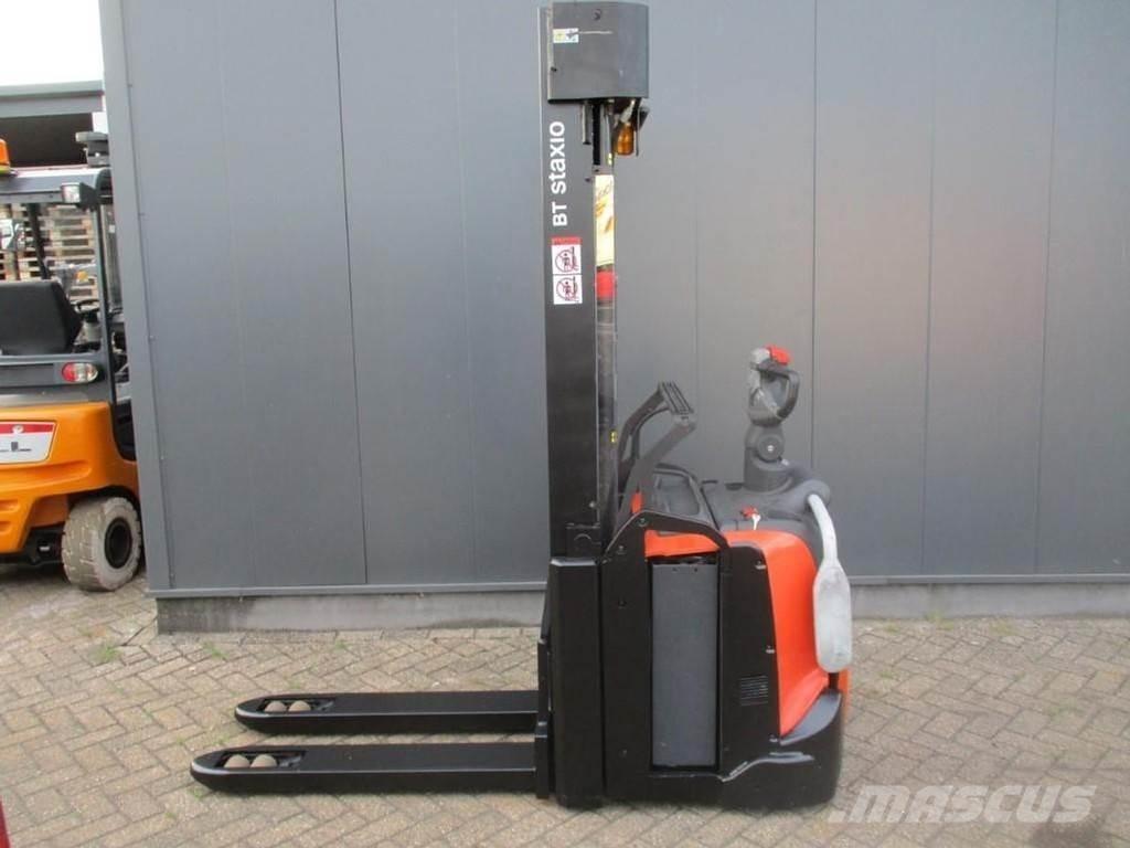 BT SPE 140L Ročni električni viličar