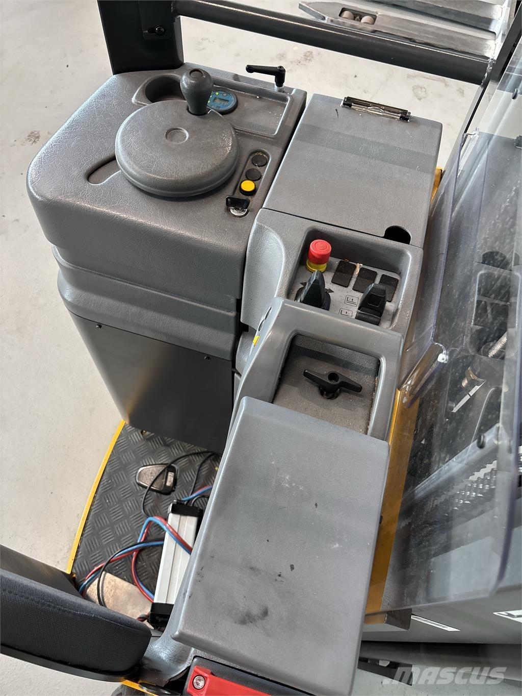 Atlet A160 Samopogonski ročni viličarji