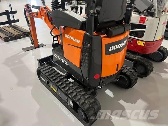 Doosan DX 10 Z Mini bagri <7t