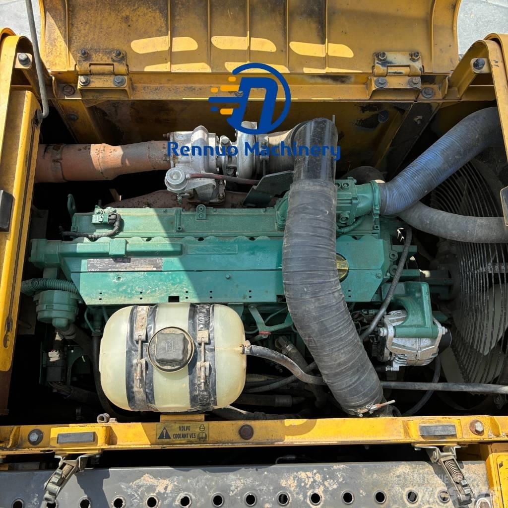 Volvo EC 290 Bagri goseničarji