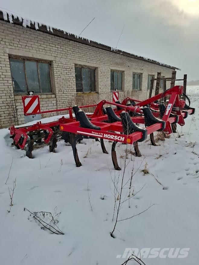 Horsch Terrano 4 FX Rahljalniki
