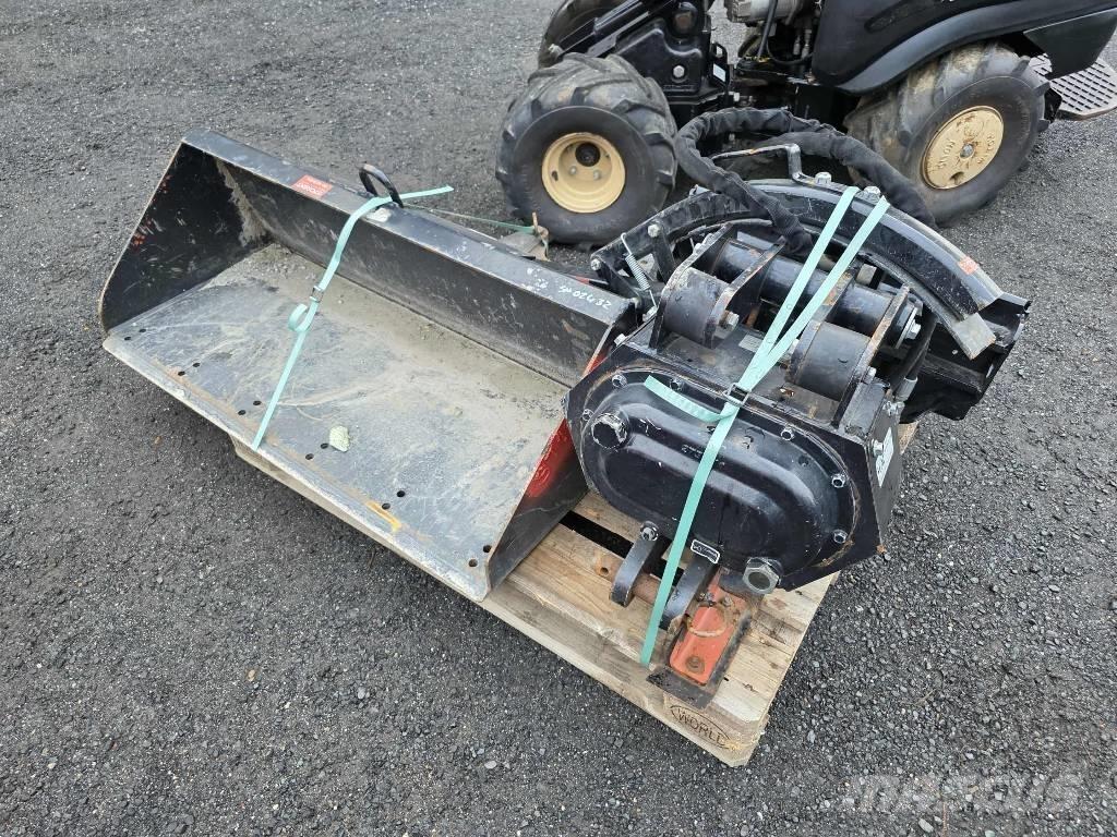 Ditch Witch R300 Freze za kopanje jarkov Trenčerji
