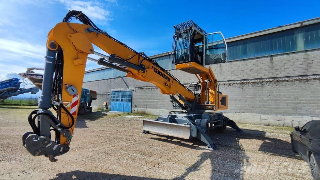 Liebherr LH 30 M Bagri za prekladanje primarnih/sekundarnih surovin