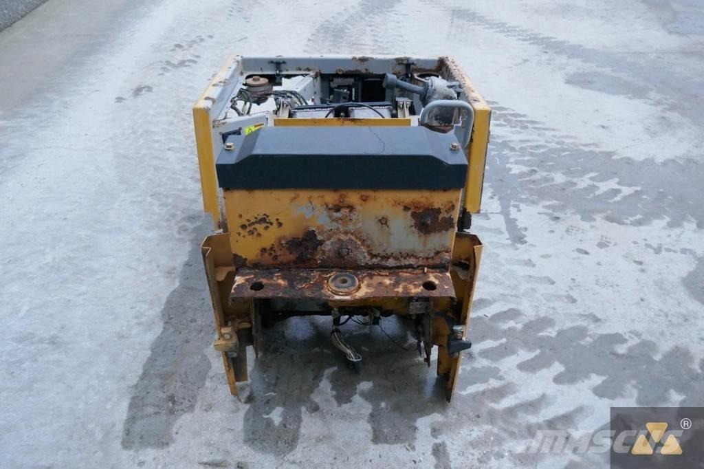 CAT 220-2800 Kabine in notranjost