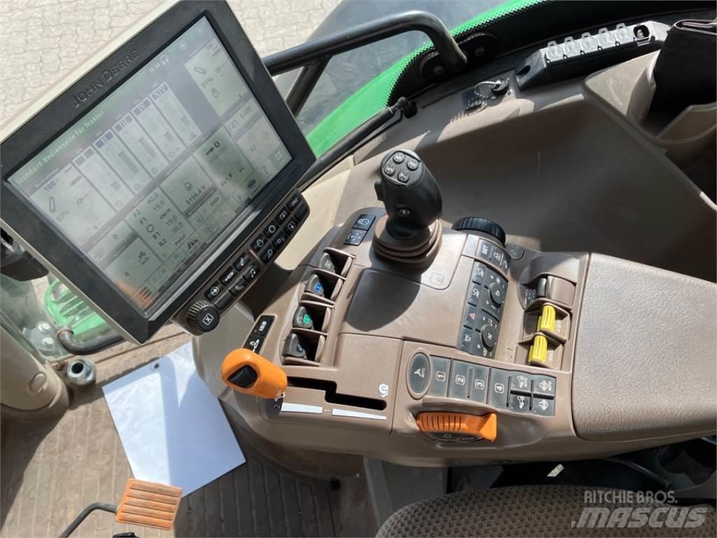 John Deere 6215 R Traktorji
