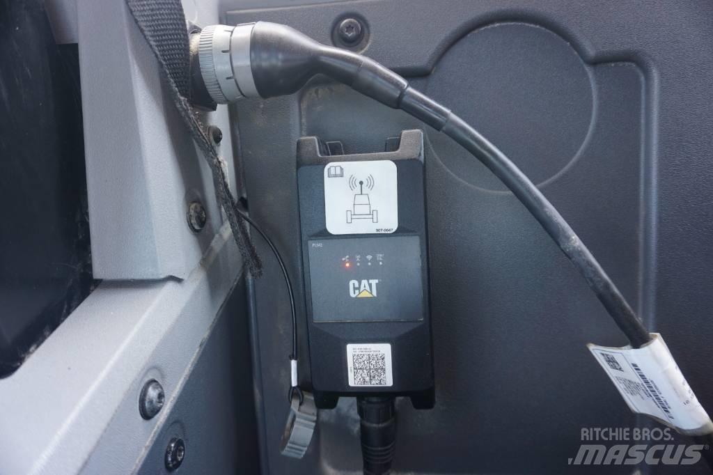 CAT 972 K Kolesni nakladalci