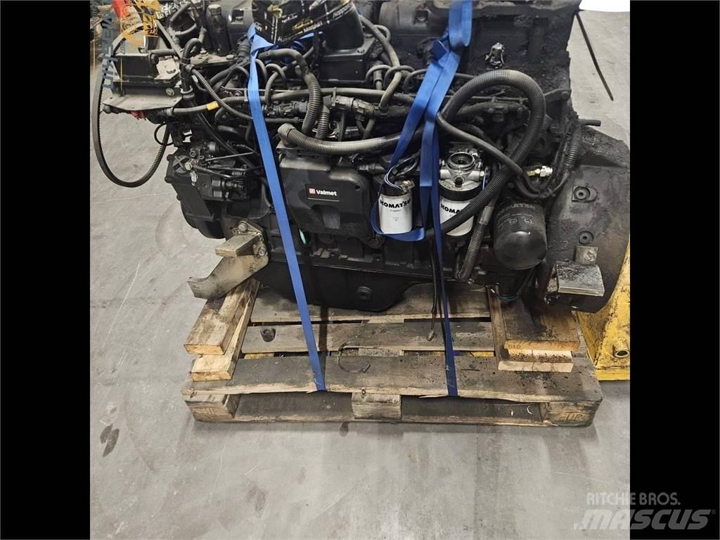 Komatsu Sisu Motorji