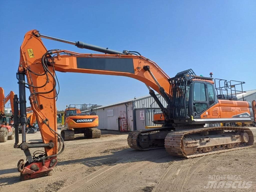 Doosan DX 350 LC-7 Bagri goseničarji