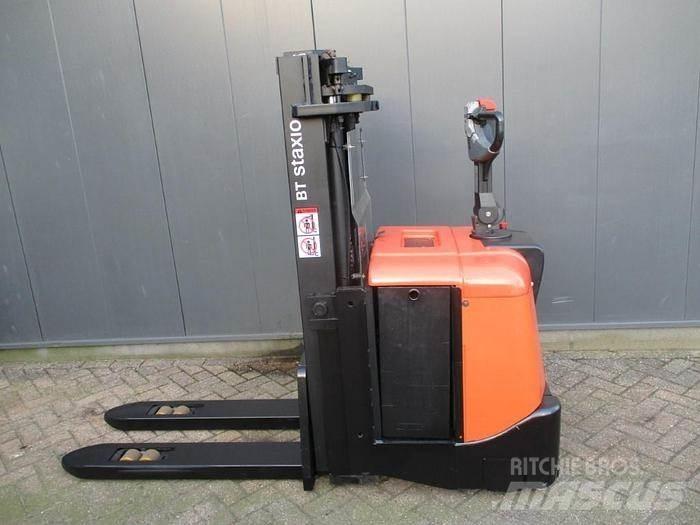 Toyota SPE 160L Ročni električni viličar