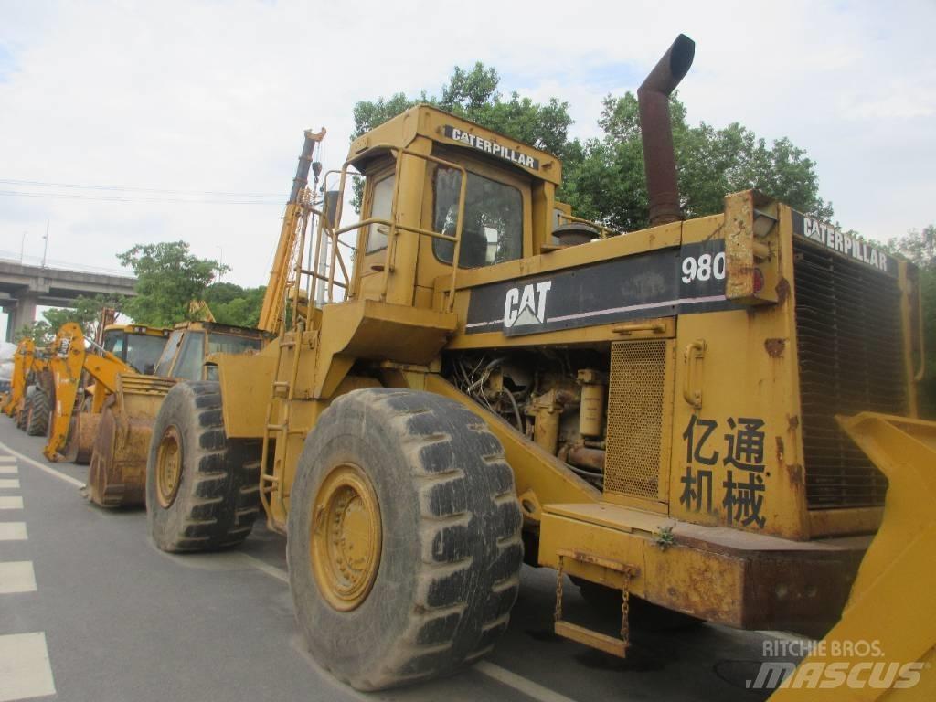 CAT 980 F Kolesni nakladalci