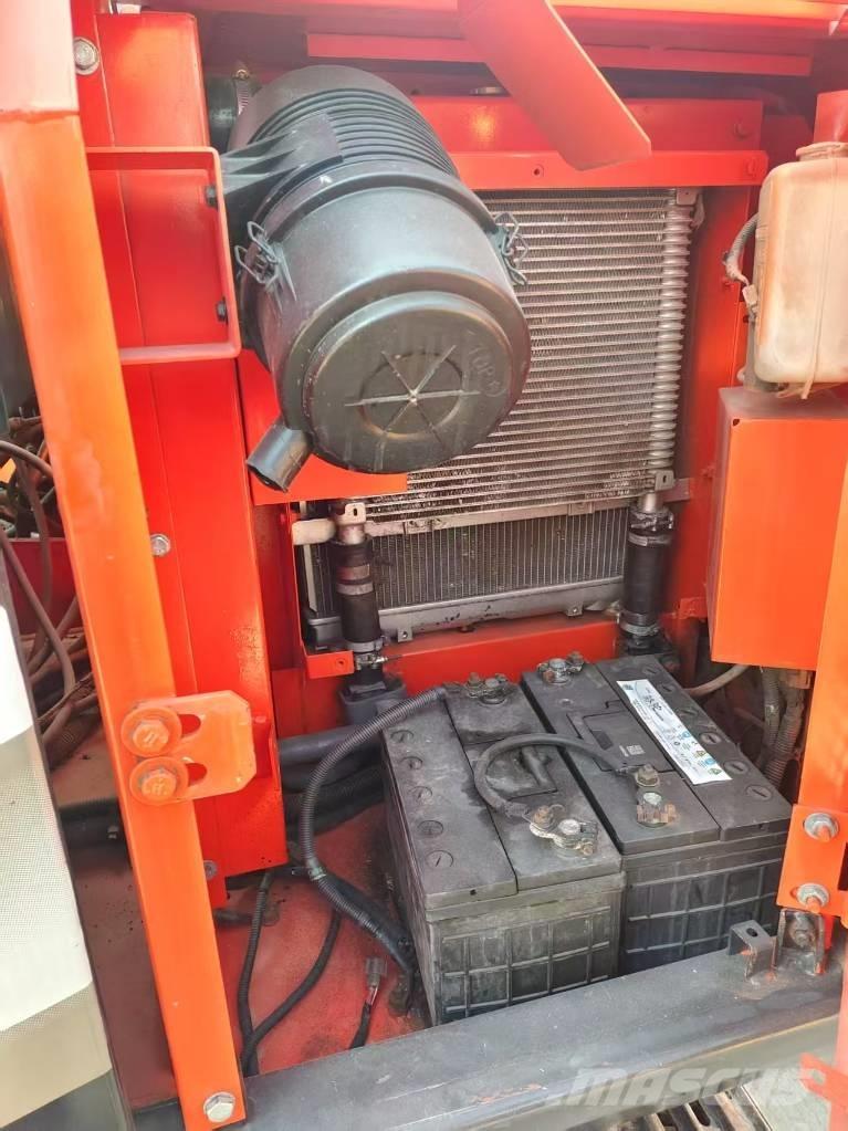 Hitachi ZX 60 Mini bagri <7t