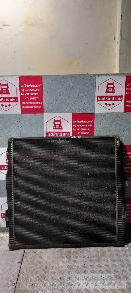 Scania G 400   1851542 Radiatorji