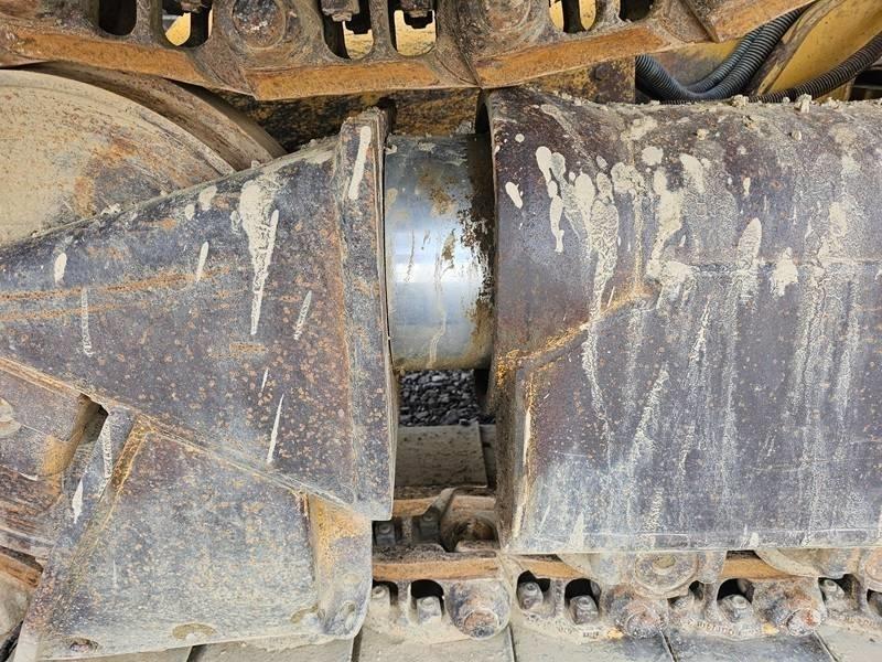 CAT D 4 H LGP Buldožerji goseničarji