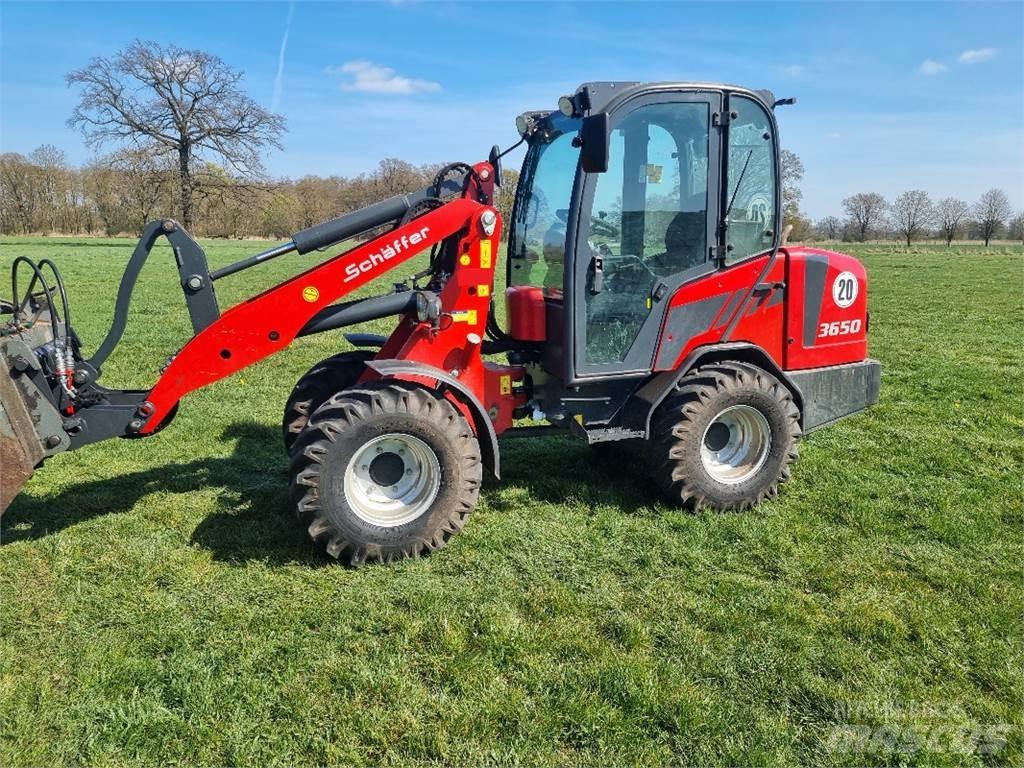 Schäffer 3650 Skid steer mini nakladalci