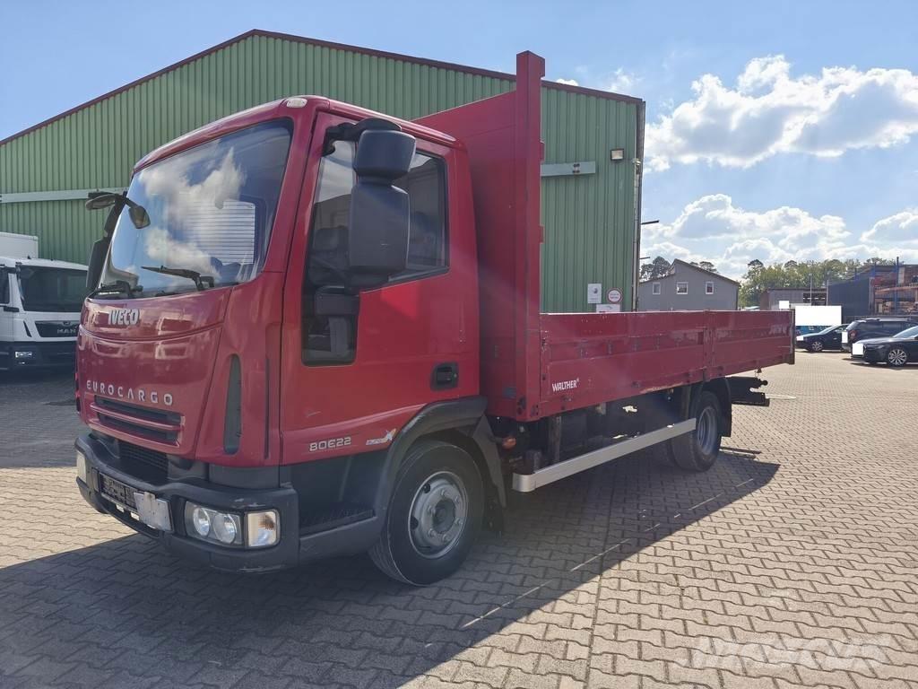 Iveco ML80E22 Tovornjaki s kesonom/platojem