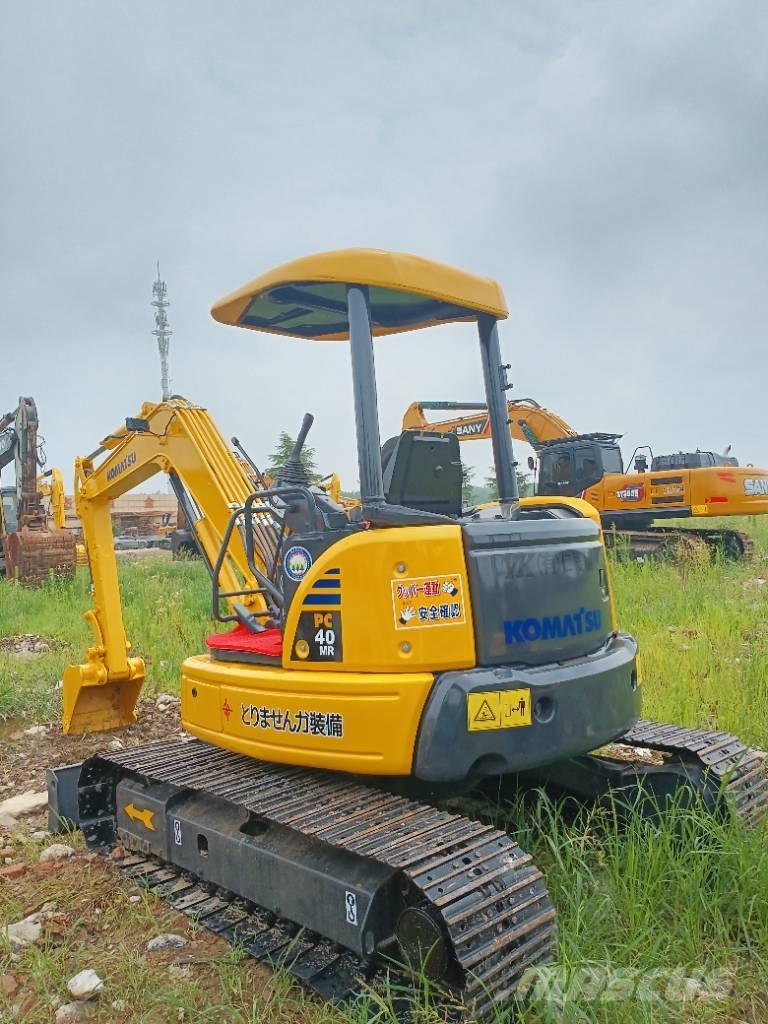 Komatsu PC 40 Bagri goseničarji