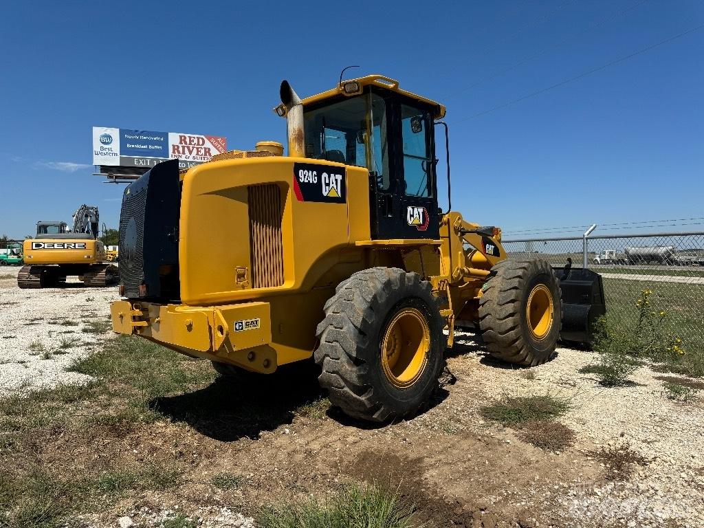 CAT 924 G Kolesni nakladalci