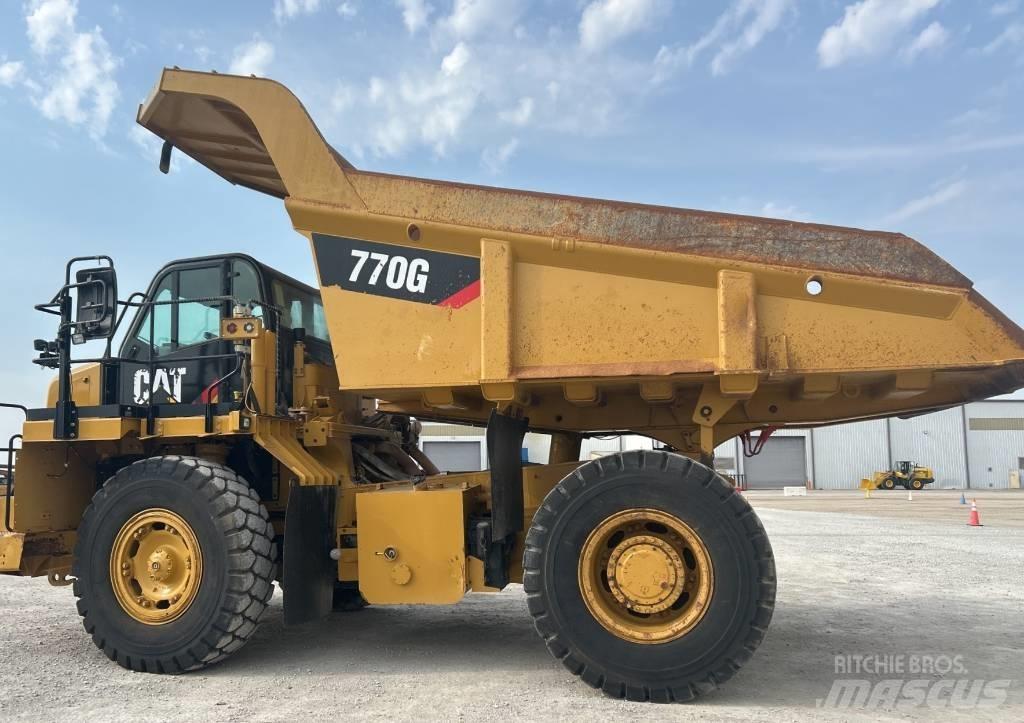 CAT 770 G Zglobni demperji
