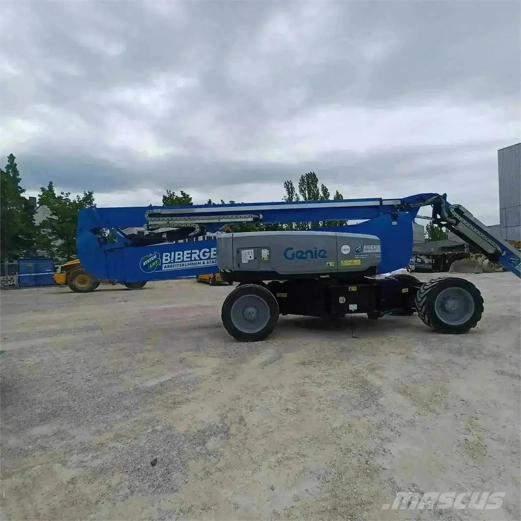 Genie ZX 135 Zglobne dvižne ploščadi