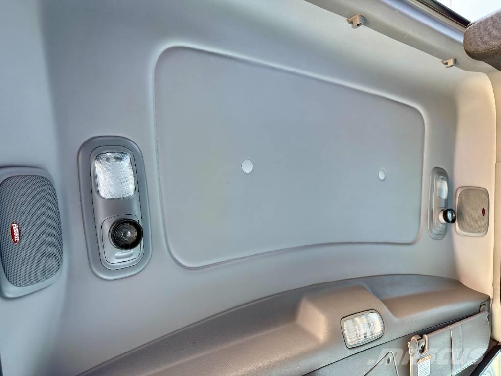 Peterbilt 389 PRIDE Vlačilci