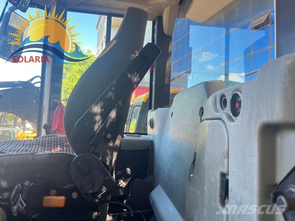 Volvo L 120 F Kolesni nakladalci