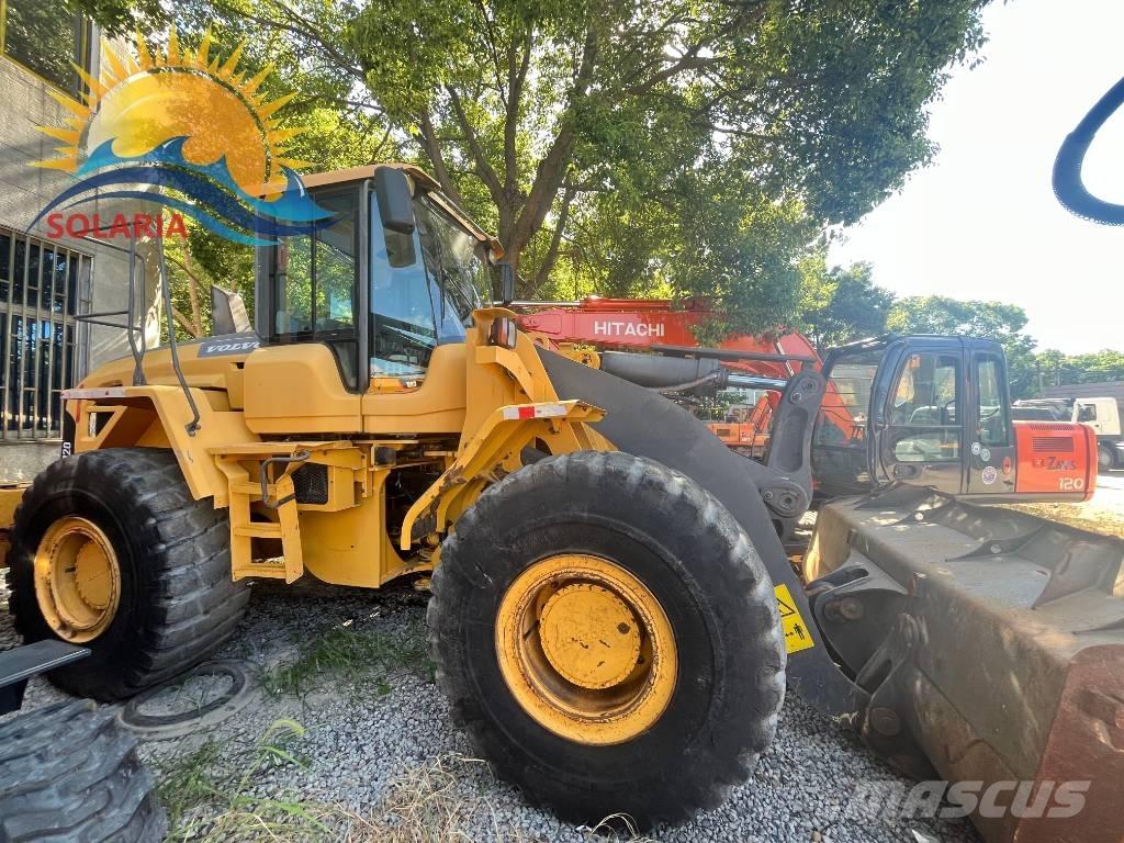 Volvo L 120 F Kolesni nakladalci