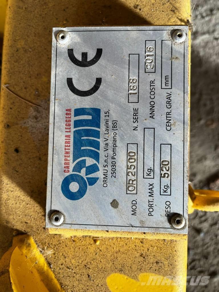  ORMU LAMA NEVE 2500 Snežne deske in plugi