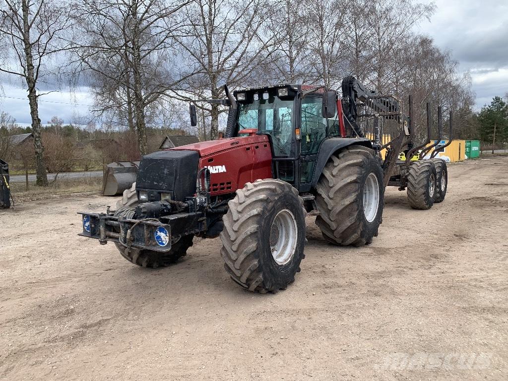 Valtra 8950 Gozdarski traktorji