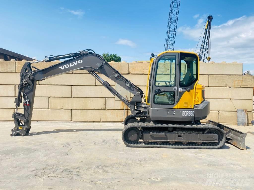Volvo ECR 88 D Midi bagri 7t – 12t