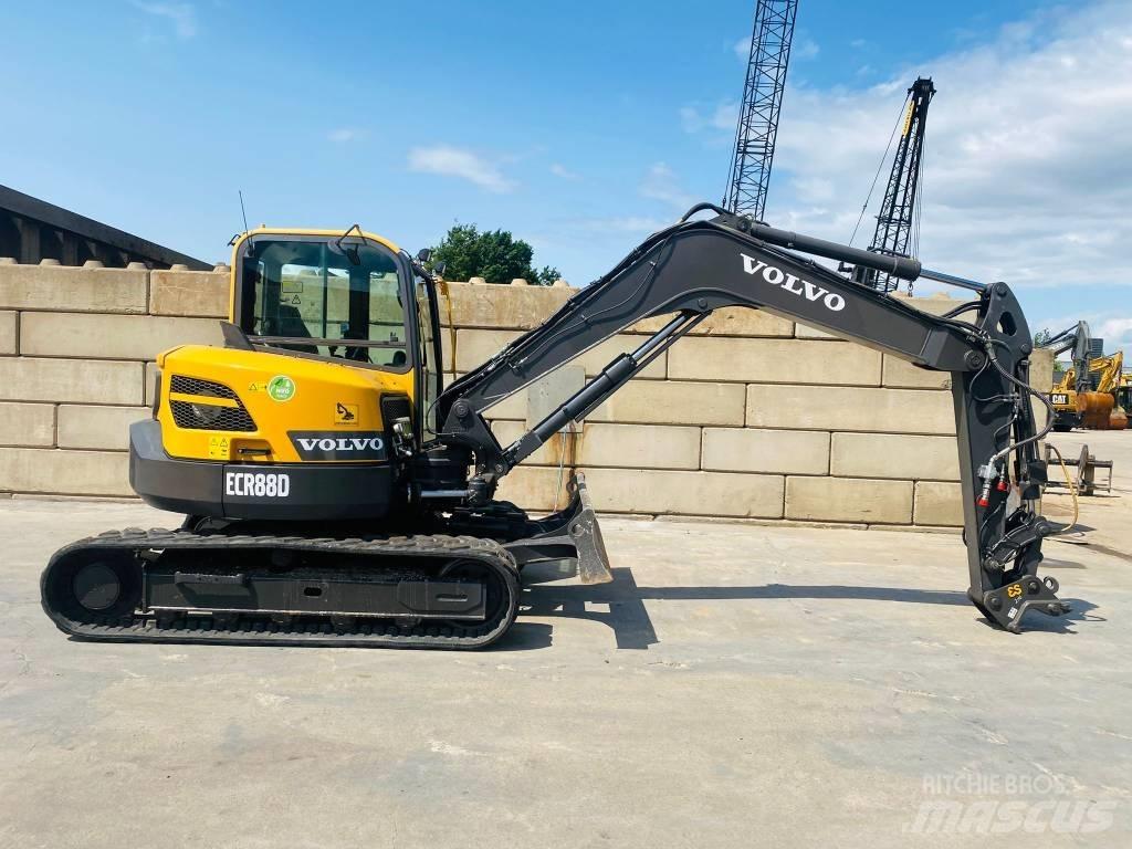 Volvo ECR 88 D Midi bagri 7t – 12t