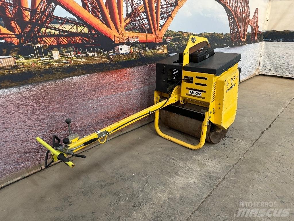 Bomag BW 71 E-2 Enojni valjarji