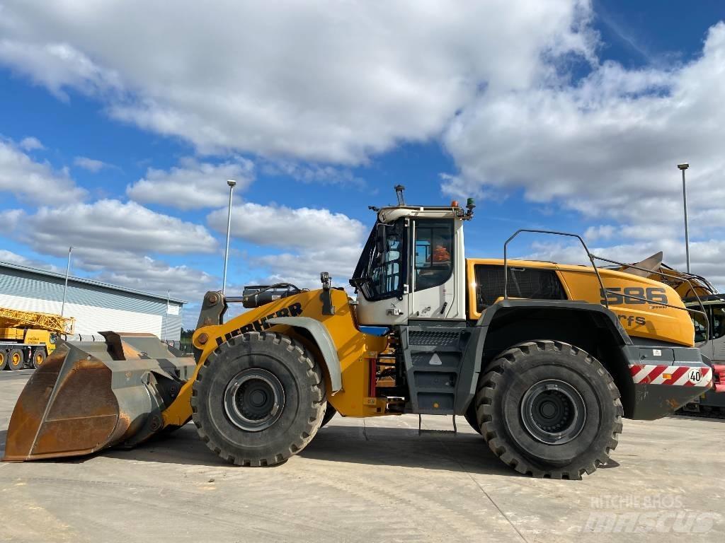 Liebherr L 586 Kolesni nakladalci