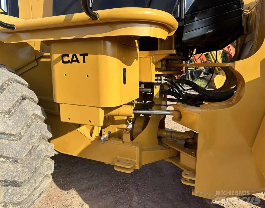 CAT 966 H Kolesni nakladalci