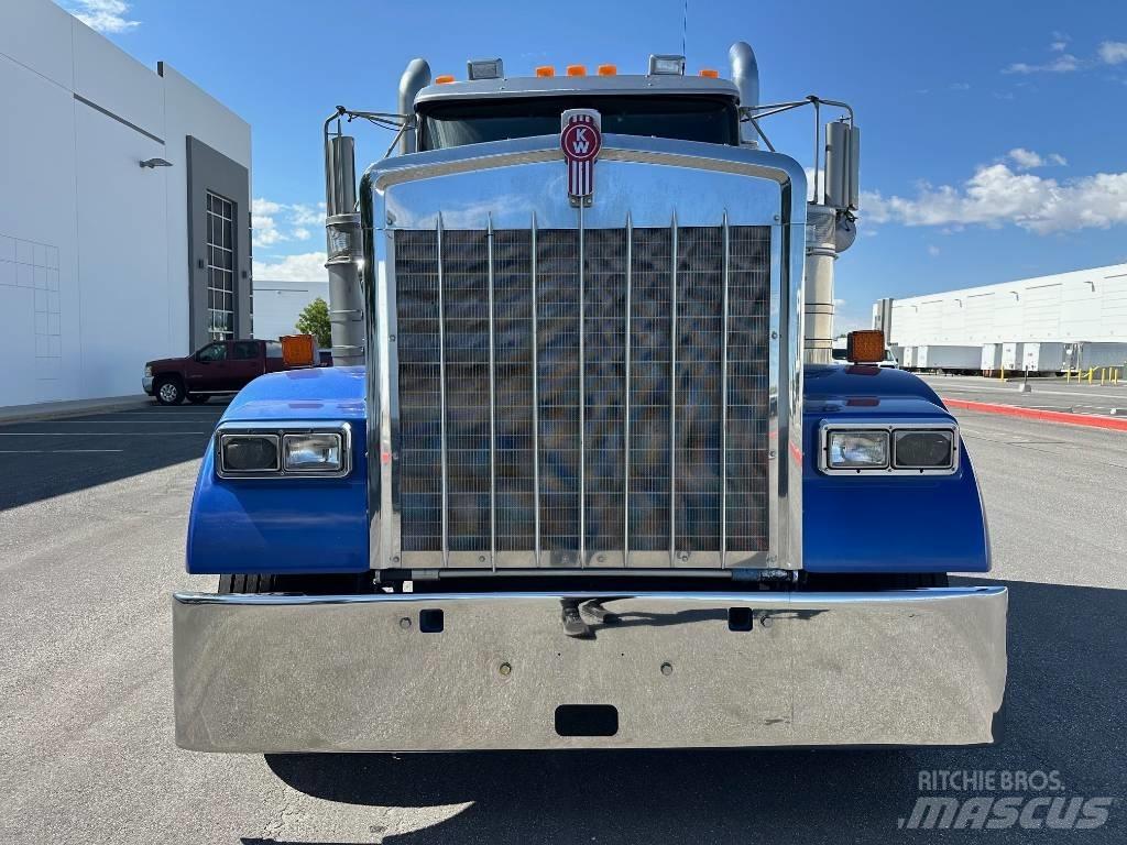 Kenworth W 900 Vlačilci