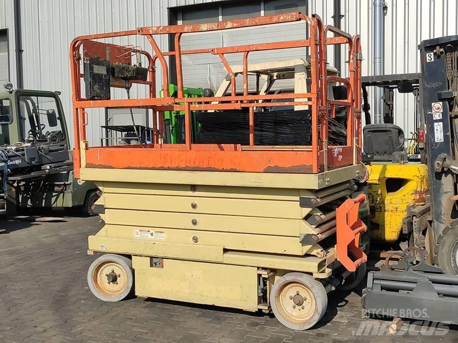 JLG 2646 E 2 Škarjaste dvižne ploščadi