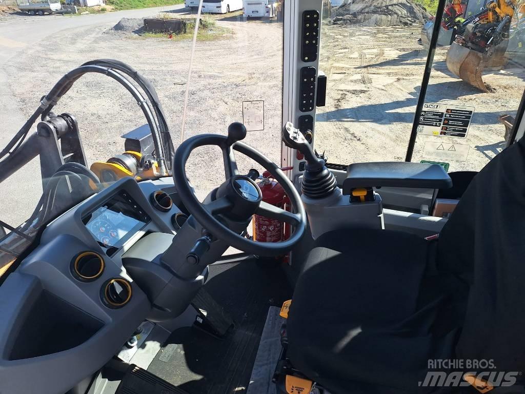 JCB 413 K SV NE Kolesni nakladalci