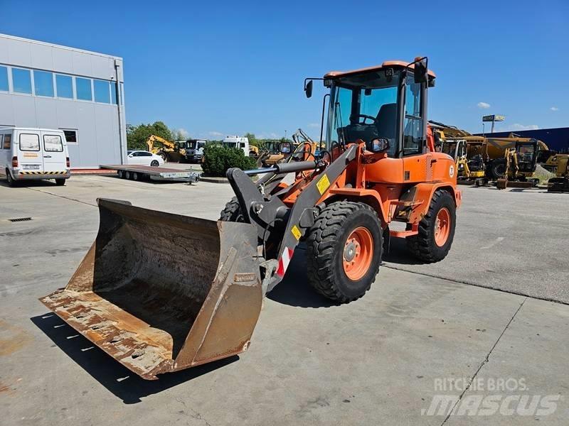 Volvo L 30 G Kolesni nakladalci
